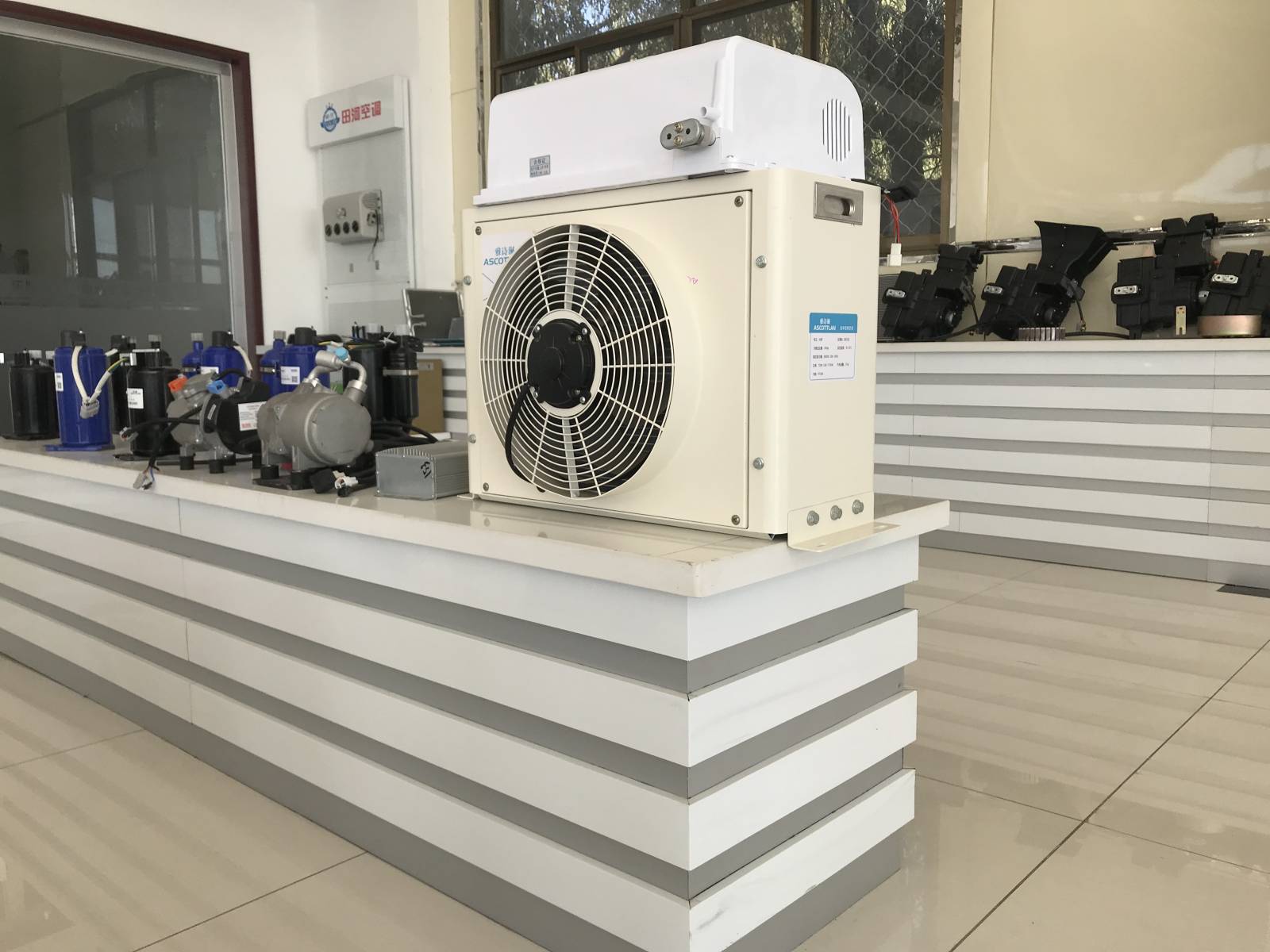 田河增程器駐車空調(diào)發(fā)電機(jī)展廳